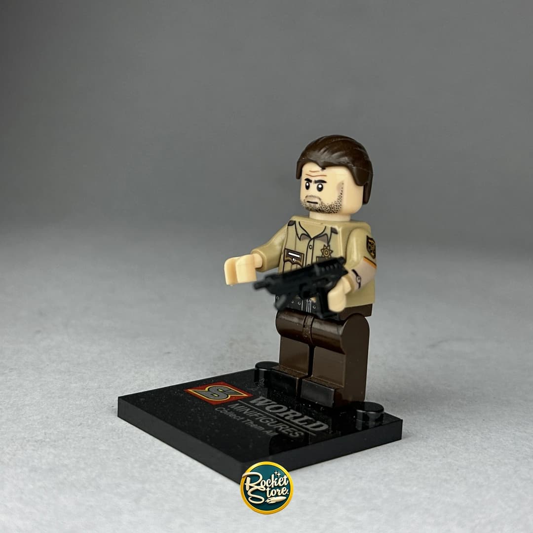 Minifigura tipo LEGO Sheriff Rick Grimes con Revólver TWD
