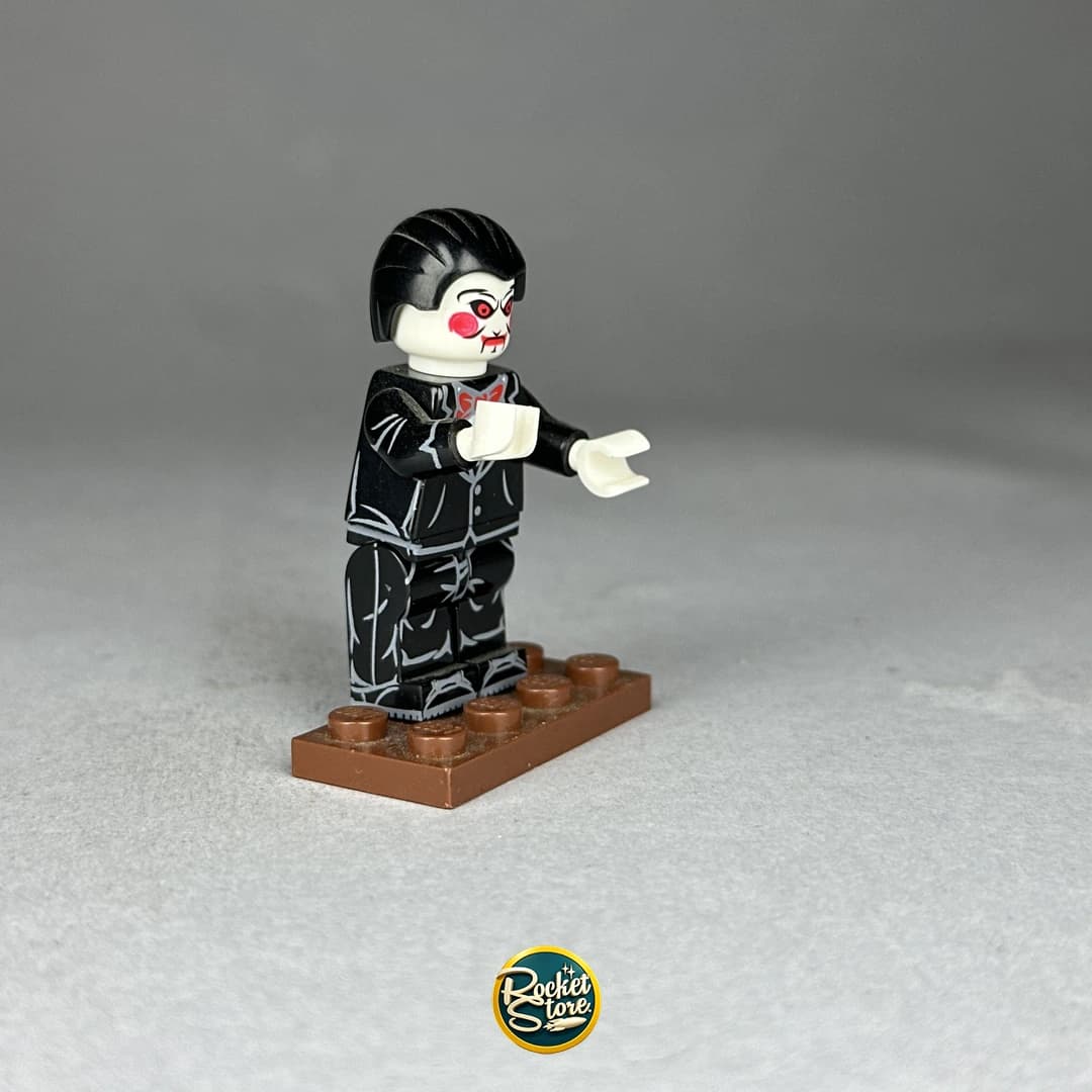 Minifigura tipo LEGO Billy el Títere Jigsaw con Esmoquin SAW