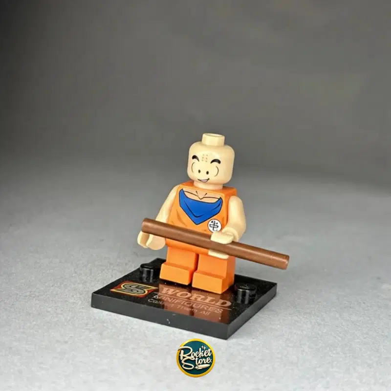 Minifigura tipo LEGO Dragon Ball Krillin con Vara de Combate