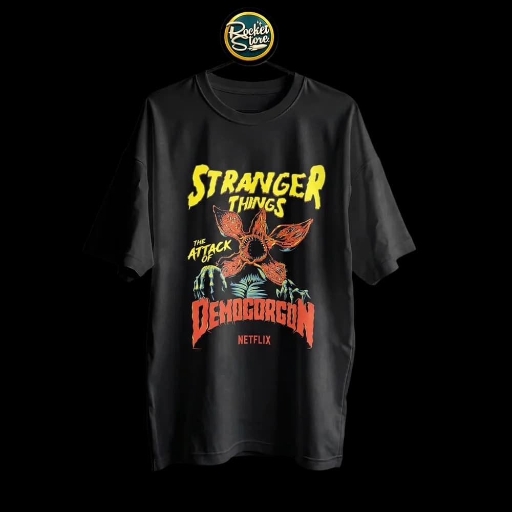 Camiseta Stranger Things - The Attack of Demogorgon Netflix
