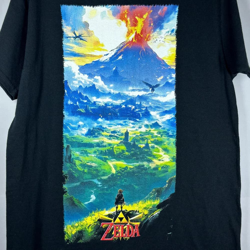 Camiseta Zelda: Breath of the Wild - Paisaje Hyrule y Montaña Muerte - Foto 1