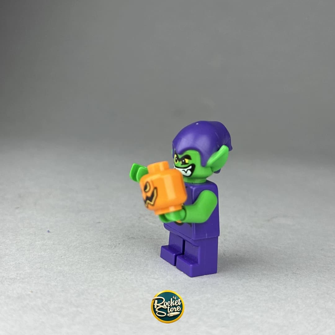 Minifigura LEGO Marvel Duende Verde con Bomba Calabaza