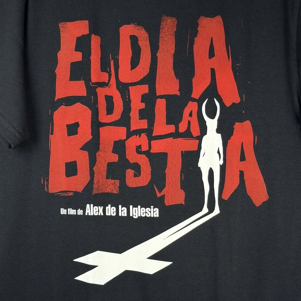 Camiseta El Día de la Bestia - Cruz Invertida Álex de la Iglesia - Foto 1