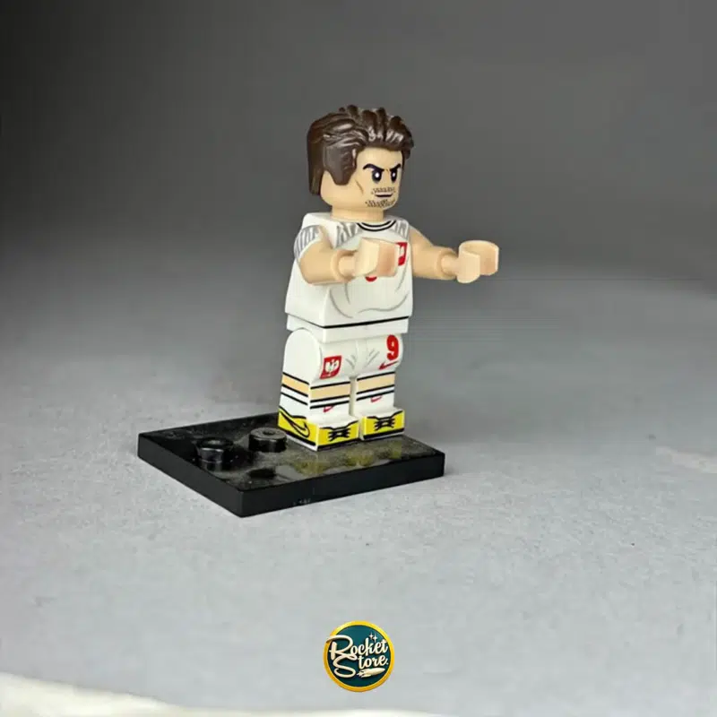 Minifigura tipo LEGO Robert Lewandowski #9 Polonia con Balón