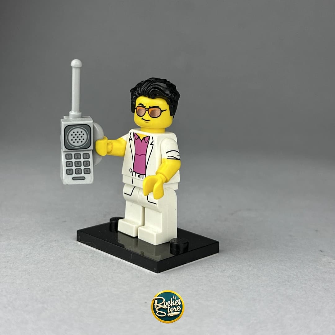 Minifigura LEGO Ejecutivo Retro 80s con Celular Gigante Serie 17