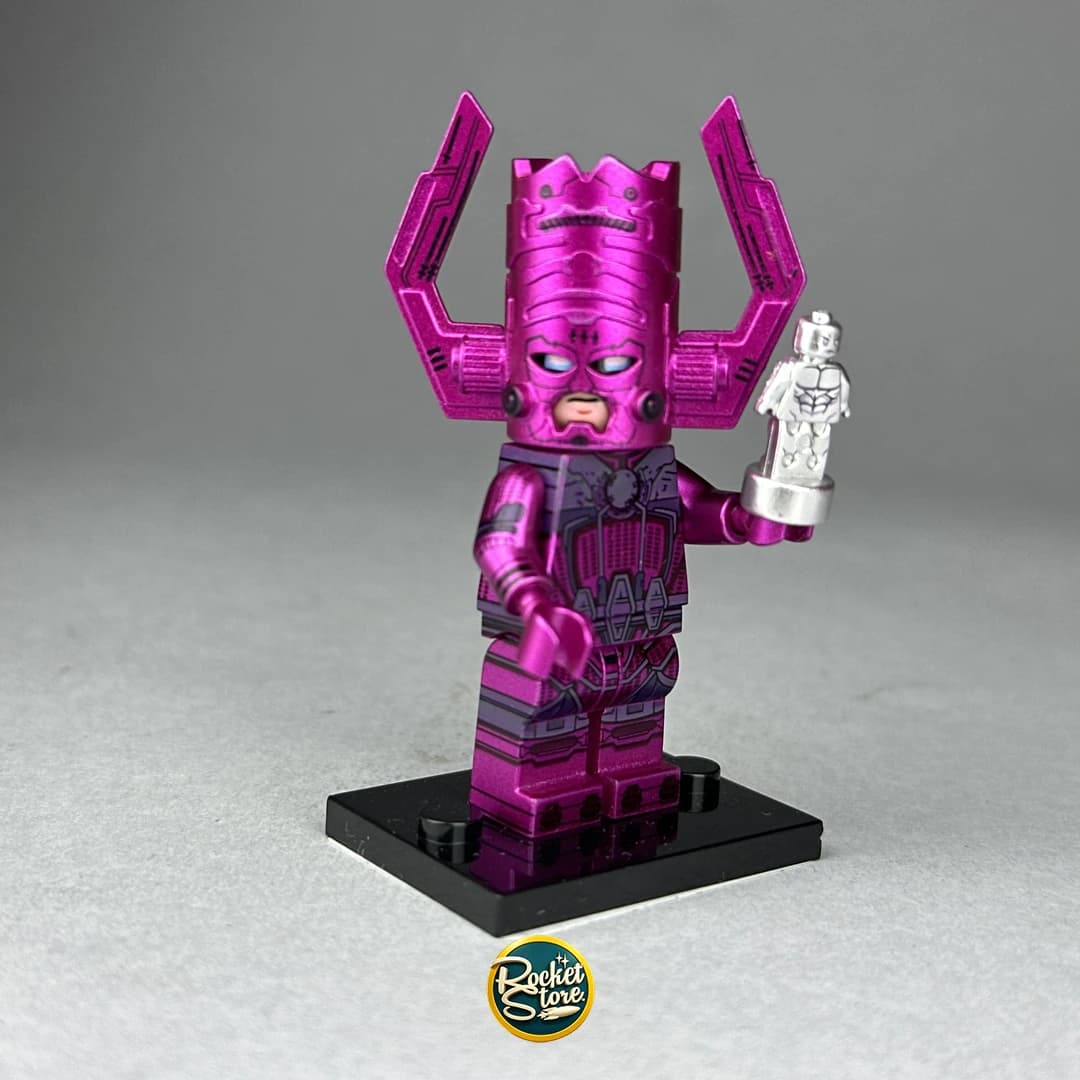Minifigura tipo LEGO Marvel Galactus Devorador de Mundos