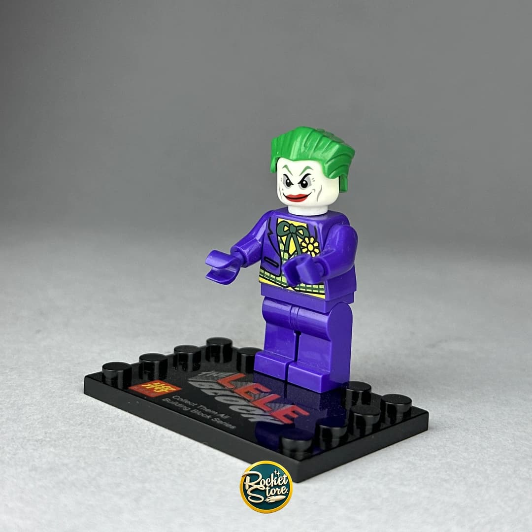Minifigura tipo LEGO DC Comics The Joker Clásico Traje Púrpura