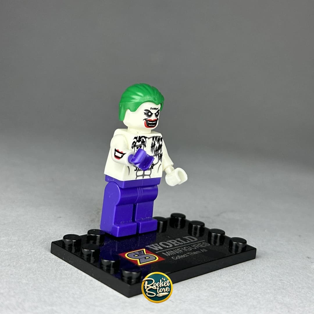 Minifigura tipo LEGO DC Comics The Joker Tatuado Suicide Squad