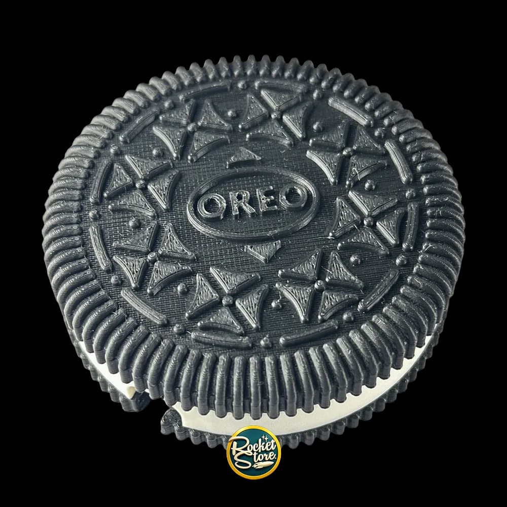 Enrollador de Cable Galleta Oreo Clásica Negra 3D con Cable USB
