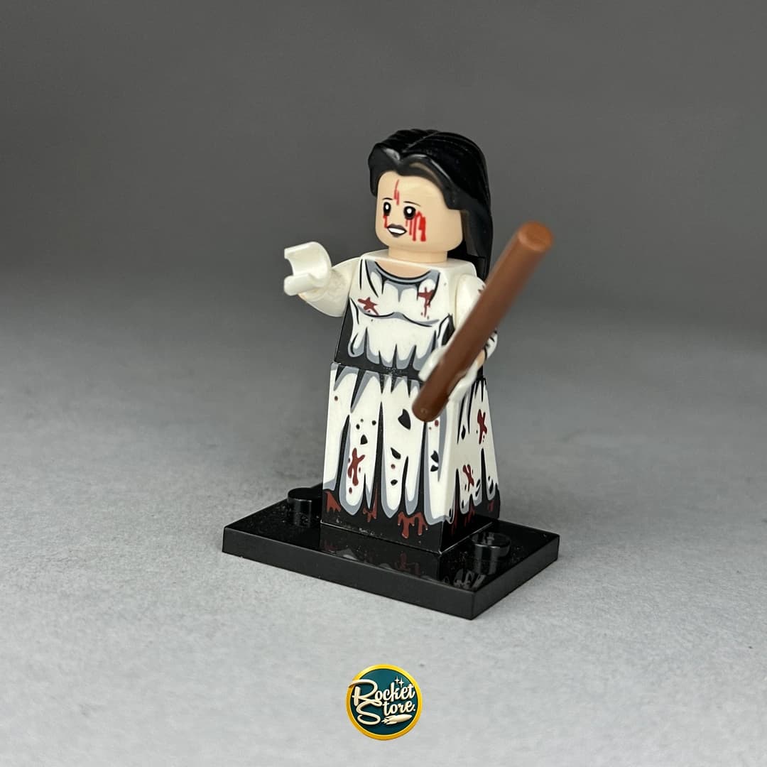 Minifigura tipo LEGO Niña Fantasma Samara / Sadako El Aro