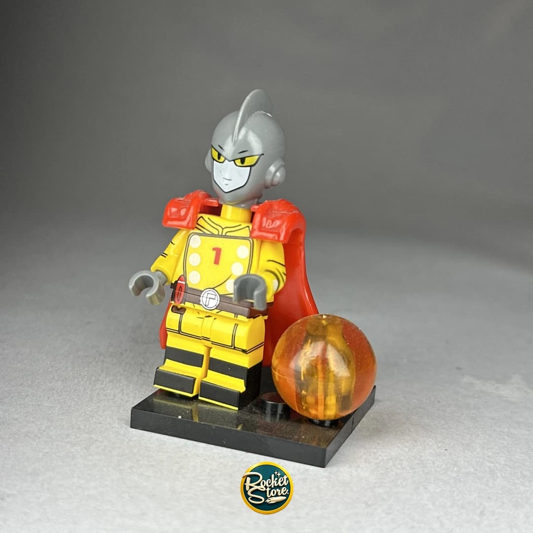 Minifigura tipo LEGO Dragon Ball Gamma 1 con Capa y Esfera del Dragón