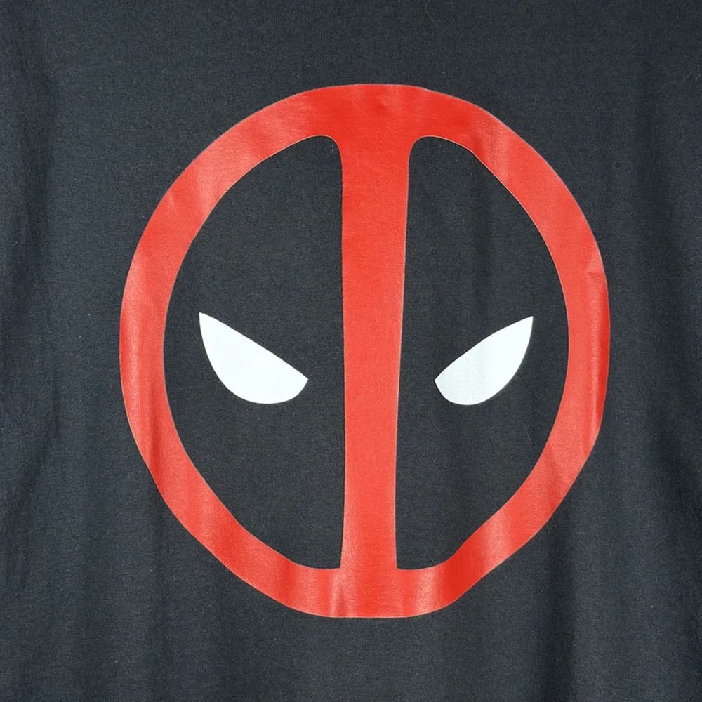 Camiseta Deadpool - Máscara Circular Minimalista Negro - Foto 1