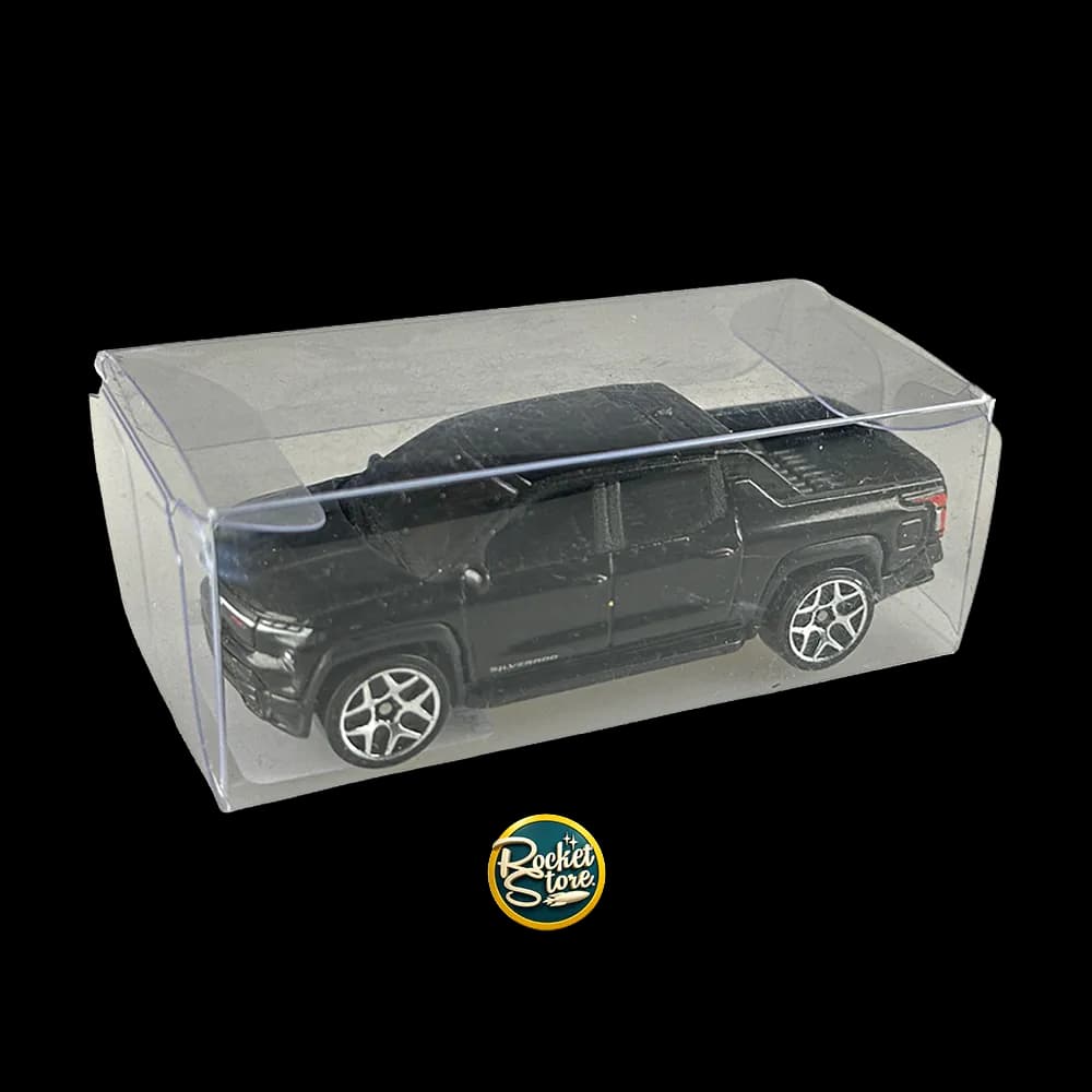 Pickup Negra en Caja Protectora