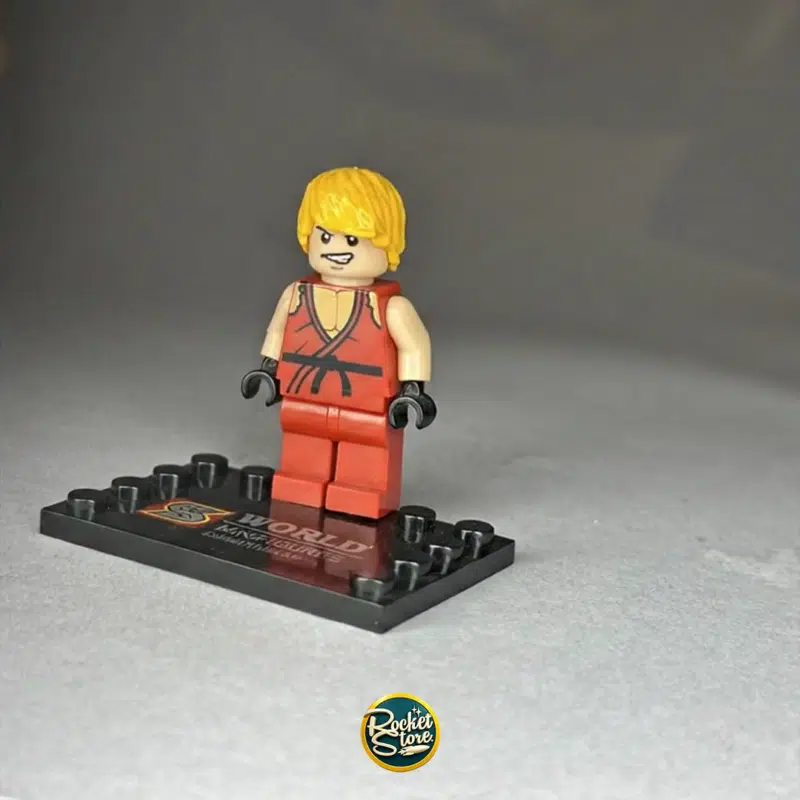Minifigura tipo LEGO Ken Masters Street Fighter en Gi Rojo Carmesí