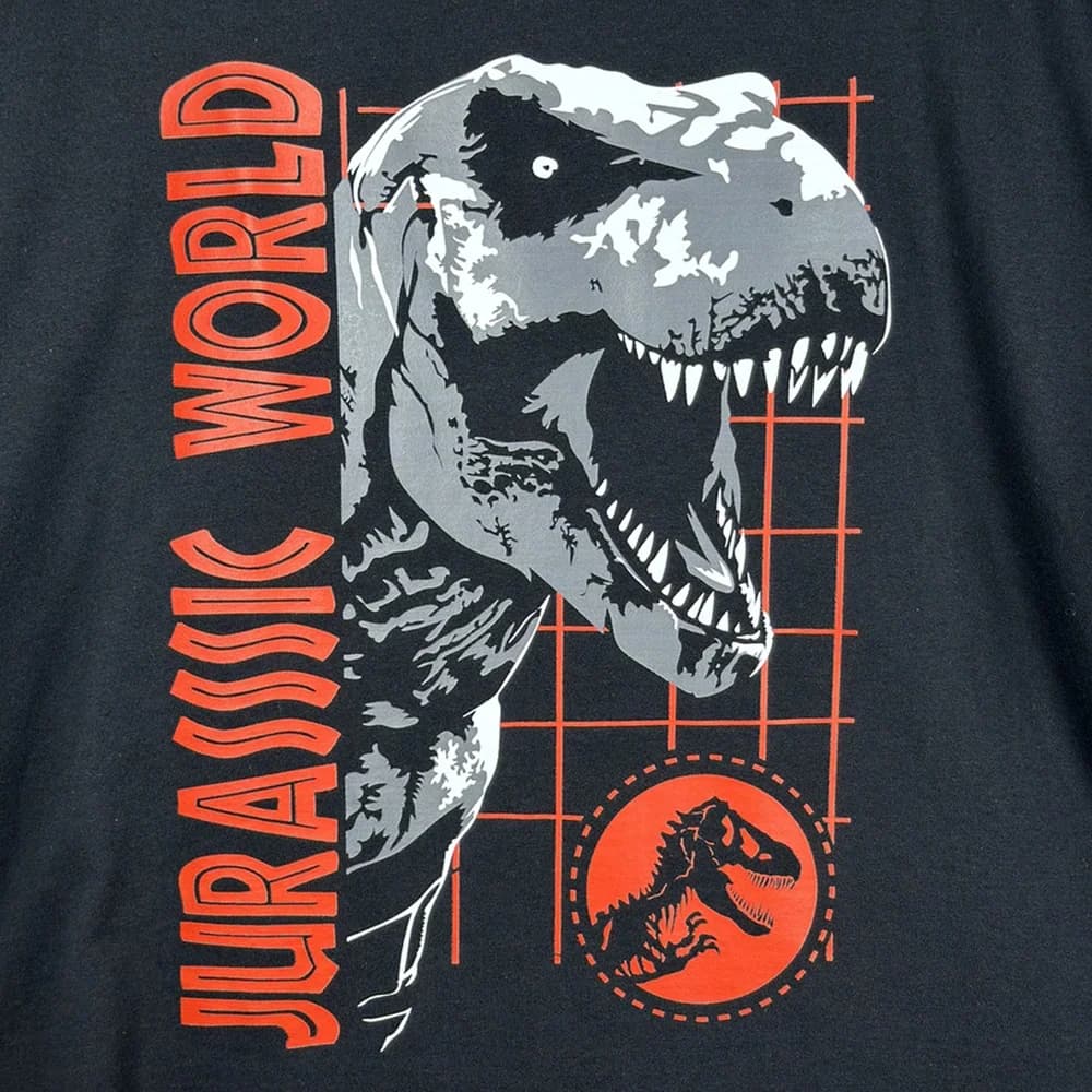 Camiseta Jurassic World - Tiranosaurio Rex Retícula Negro - Foto 1