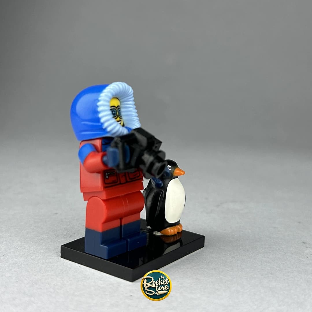 Minifigura LEGO Fotógrafa de la Naturaleza con Pingüino Serie 16