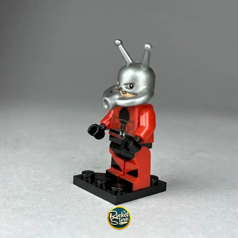 Minifigura tipo LEGO Marvel Ant-Man con Casco Cuántico
