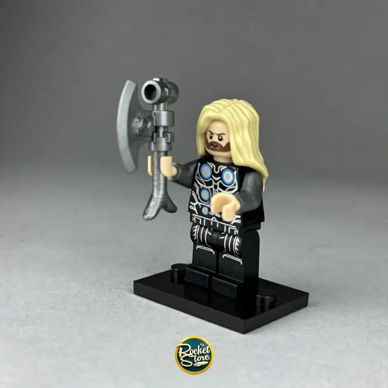 Minifigura tipo LEGO Marvel Thor con Hacha Stormbreaker