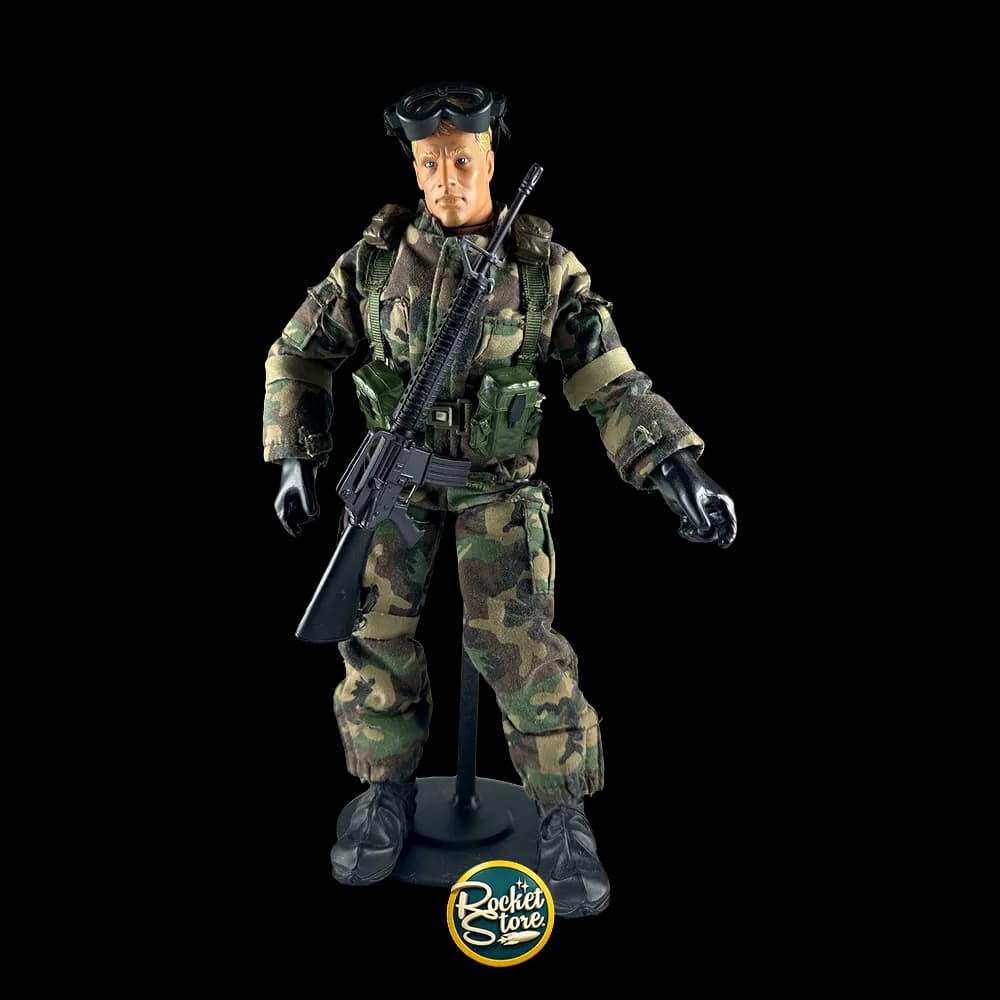 Soldado Clásico 12" Camuflaje Bosque con Rifle