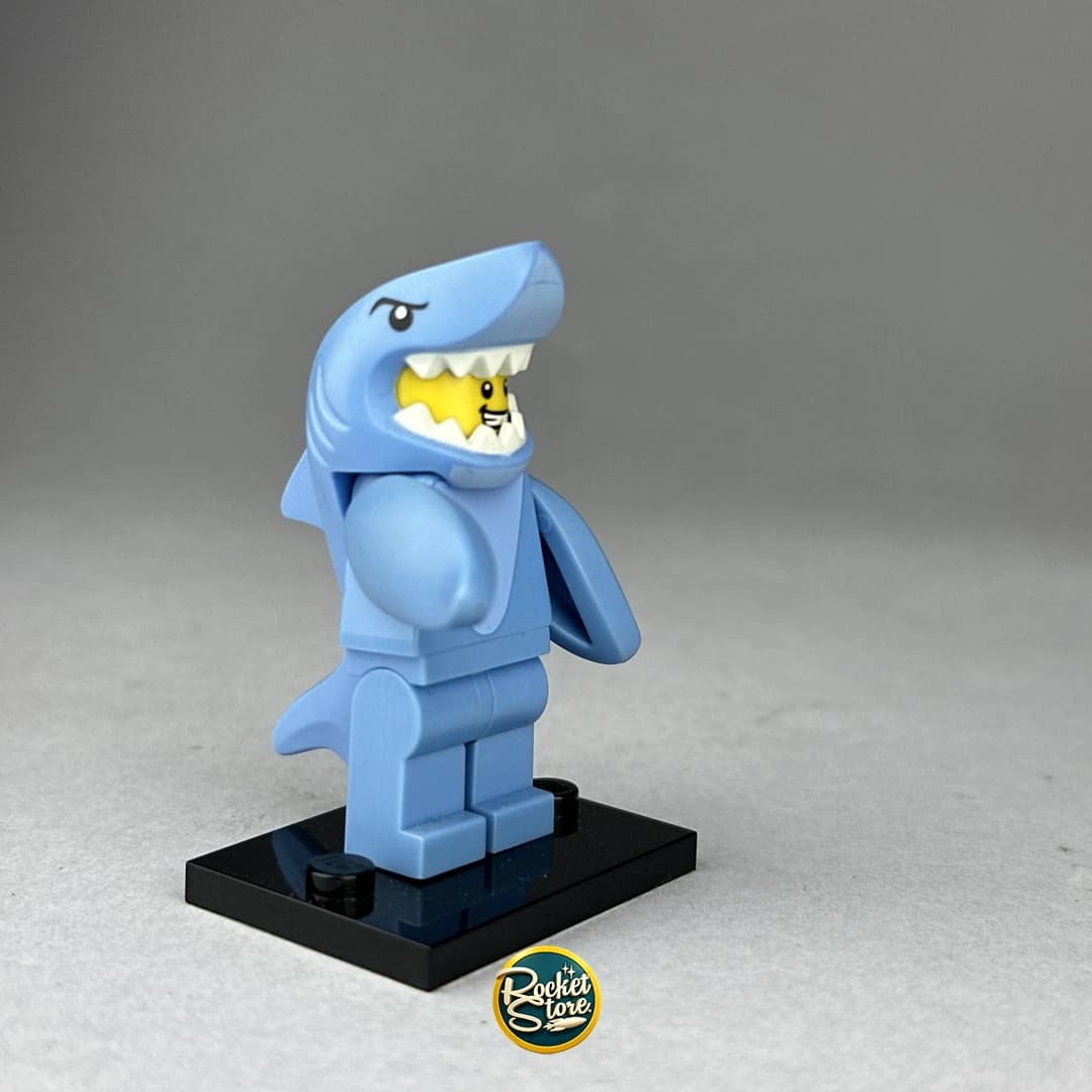 Minifigura LEGO Shark Suit Guy Hombre Tiburón Serie 15