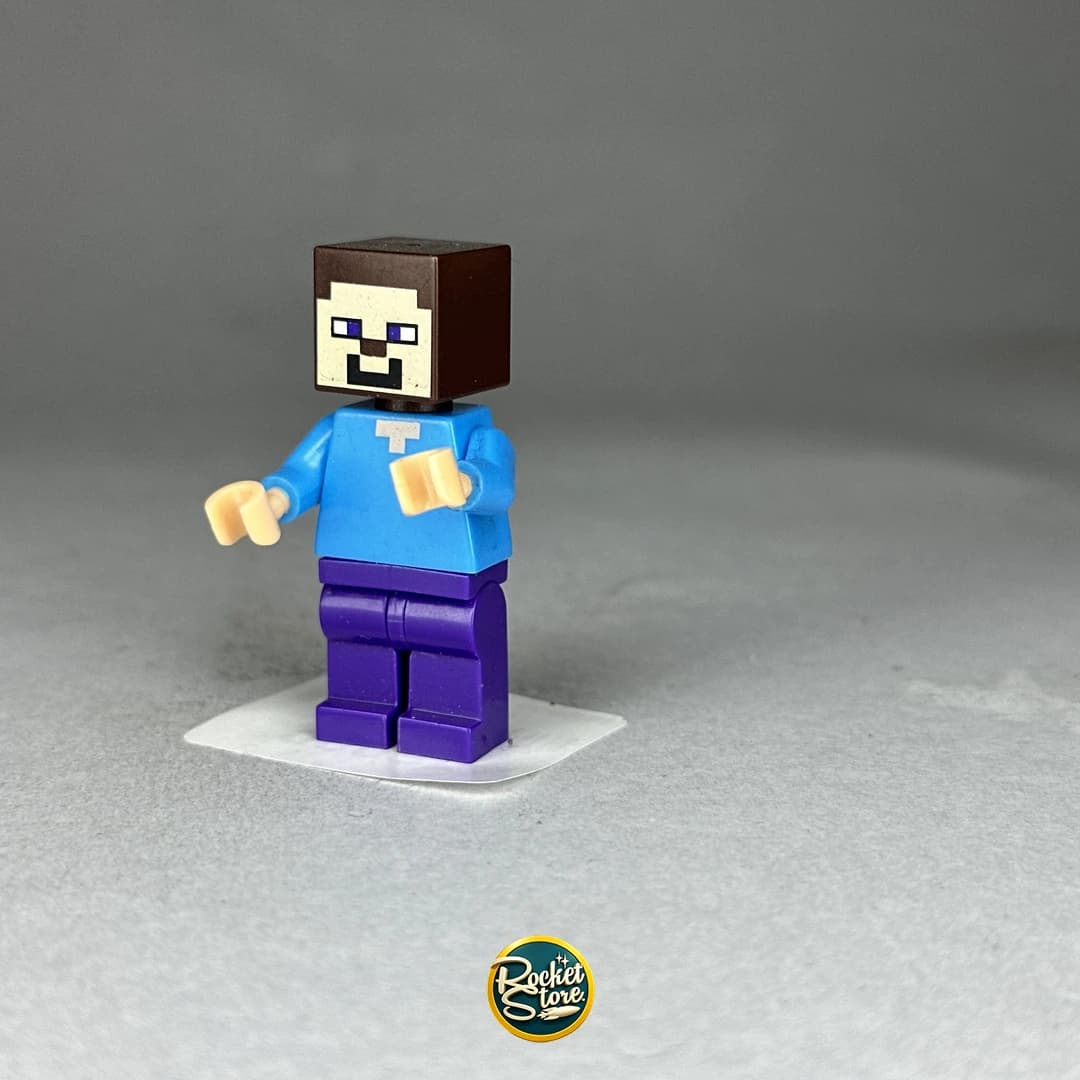 Minifigura tipo LEGO Steve Minecraft Cabeza Cúbica